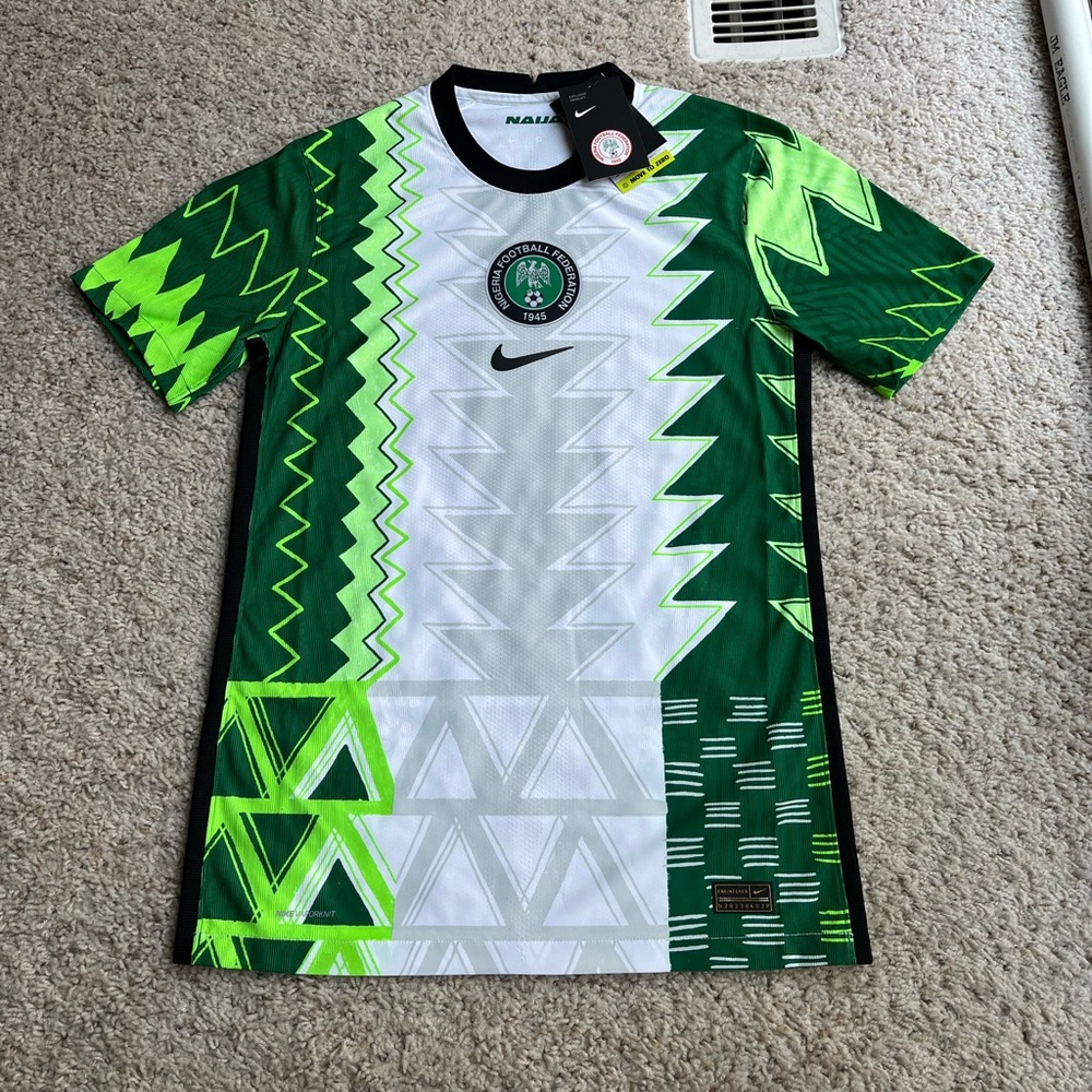 NWT Brand New Nike Nigeria Football Jersey 1945 Green Small CT4219-100